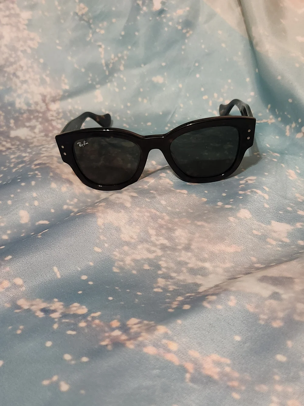 Ray-Ban Style Women's Sunglasses - Classic Square Frame